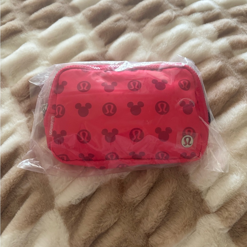Disney x Lululemon Everywhere Belt Bag 1L Mickey Logo Print